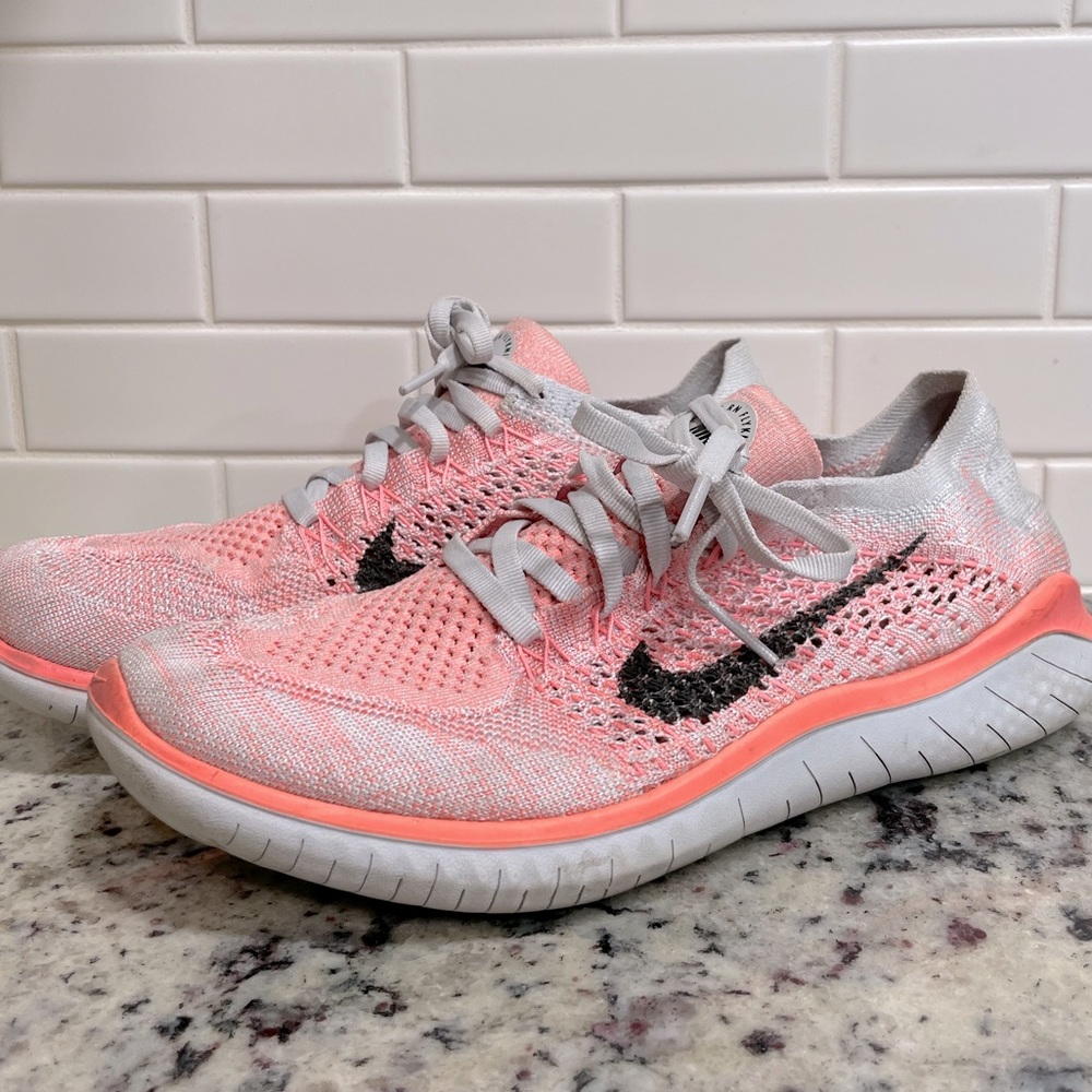 Nike Free Flyknit - Women 9